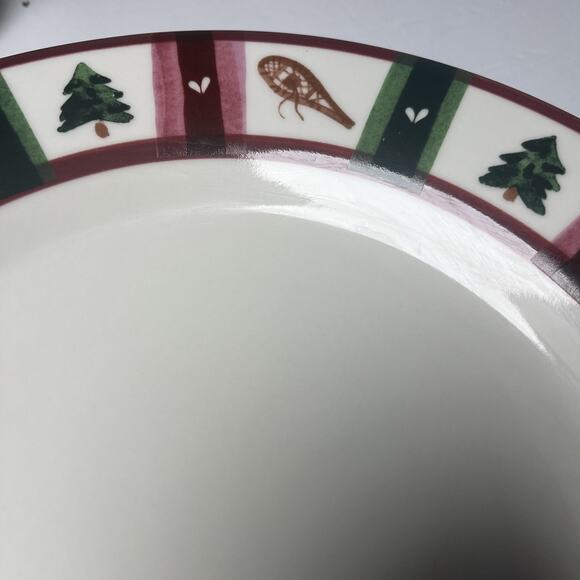 Pfaltzgraff SNOW BEAR Dinner Plate 11" Red Green Trees Mittens Holiday - Picture 4 of 6